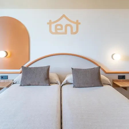Tent Arenal Hotell 3*