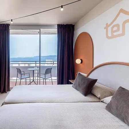 Tent Arenal