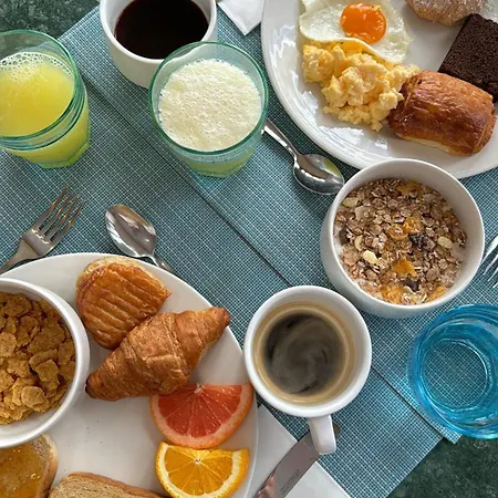 فندق بينيرو تال 3*