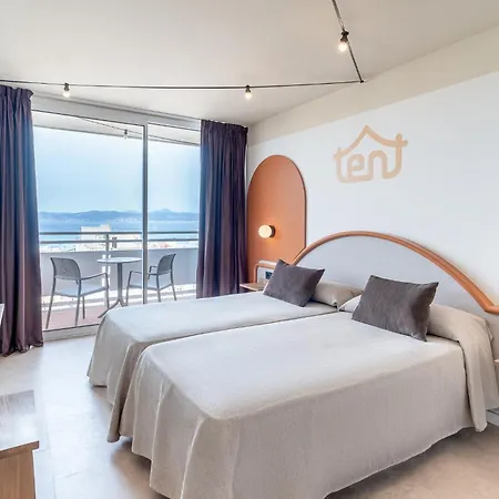 Tent Arenal Hotel 3*