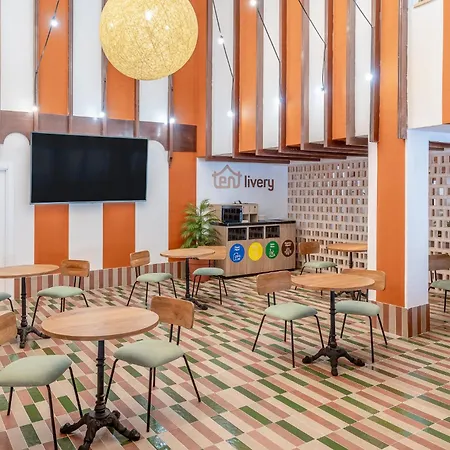 Tent Arenal Hotell 3*