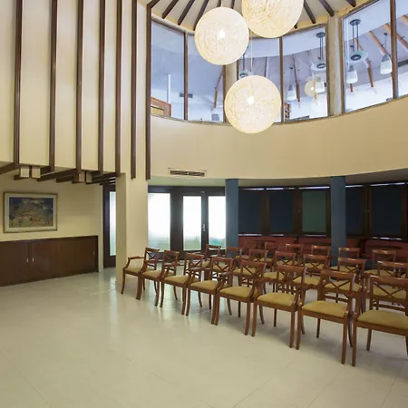 Tent Arenal Hotell 3*