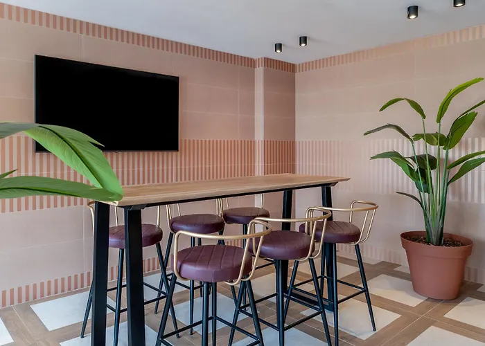 Tent Arenal 3* エル・アレナル