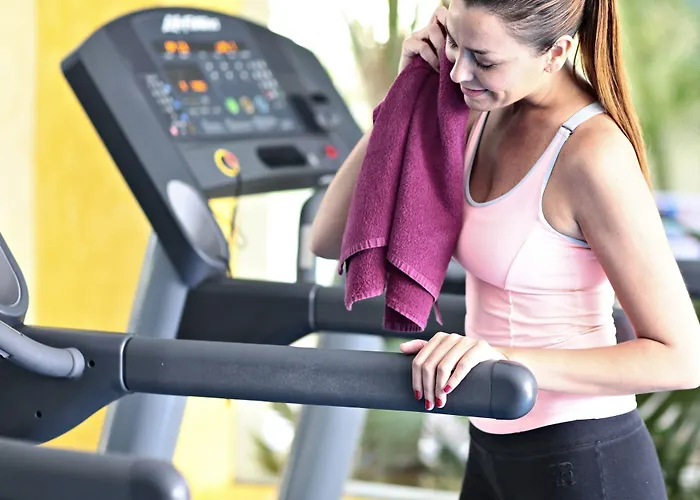 ホテル Tent Arenal エル・アレナル